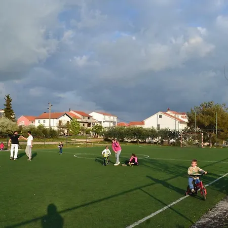 Soojo Biograd na Moru